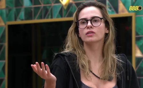 
					BBB: Ana Paula provoca Cowboy e critica 'táticas de guerra' do rival
				
				