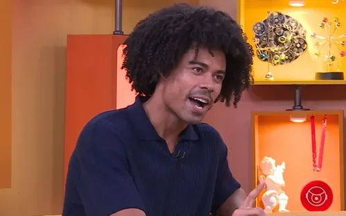 
					BBB 26: Breno expõe infarto do pai após ataques: 'Minha família sofre'
				
				