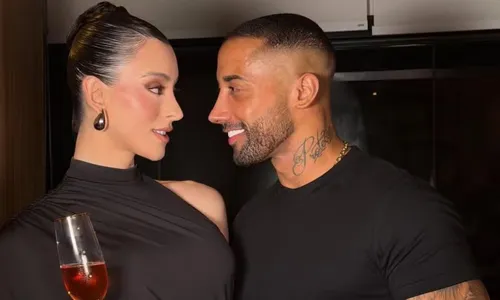 
					Bella Longuinho revela término após agressão do namorado: 'Humilhada'
				
				