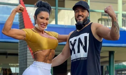 
					Namorado de Gracyanne Barbosa surpreende musa fitness com homenagem
				
				