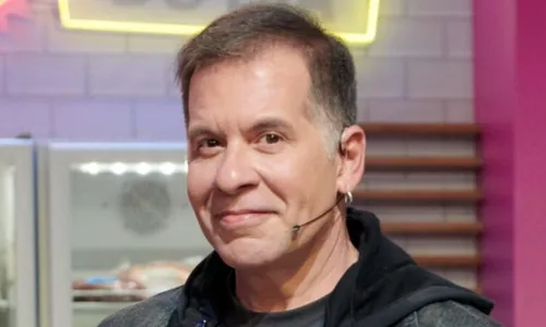 
					Britto Jr. alfineta Leandro Hassum após grave gafe na Record
				
				