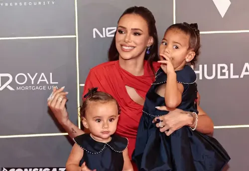
					Bruna Biancardi sai em defesa de Neymar em leilão: 'Opiniões erradas'
				
				