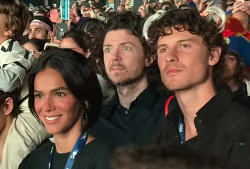 
					Bruna Marquezine ganha homenagem emocionante do marido de Sasha
				
				