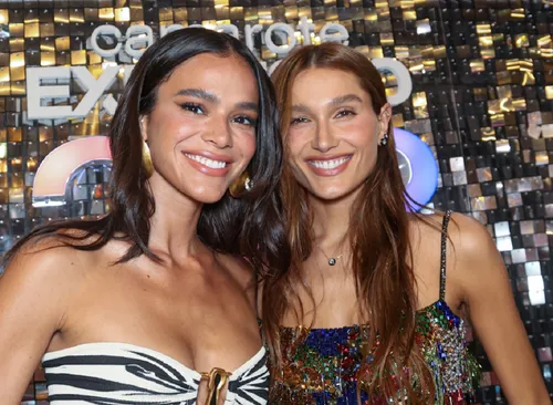 
					Bruna Marquezine se manifesta pela 1ª vez sobre detalhe em sandália
				
				