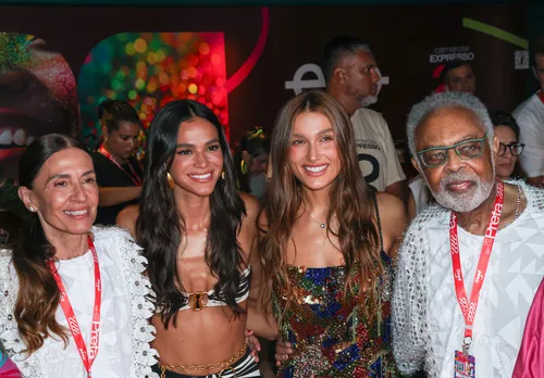 
					Bruna Marquezine se manifesta pela 1ª vez sobre detalhe em sandália
				
				