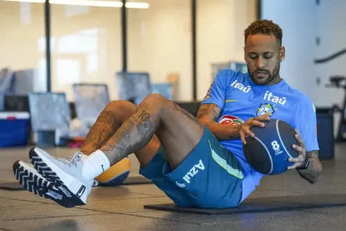 
					Vampeta se revolta e detona convocação de Neymar para Copa do Mundo
				
				