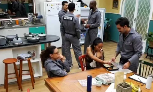 
					Casa do Patrão: Nikita detona comida recebida da produção: 'Enjoada'
				
				