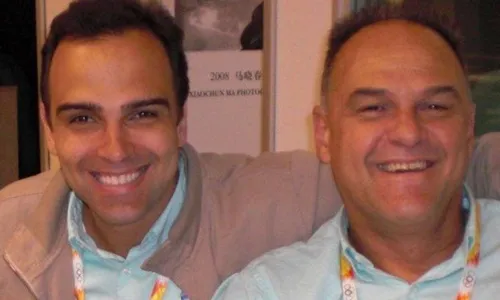 
					Celebridades lamentam a morte de Oscar Schmidt
				
				