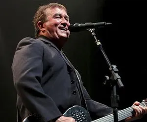 
					Condenado, Amado Batista terá que pagar bolada após morte de menino
				
				