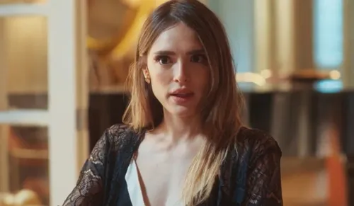 
					Coração Acelerado: Eduarda se revolta com vilã após ter voz roubada
				
				