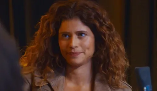 
					Coração Acelerado: Eduarda fica em maus lençóis após flagra com Agrado
				
				