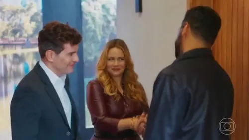 
					Coração Acelerado: Zilá surta e trai Alaorzinho debaixo do teto dele
				
				