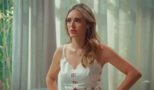 
					Coração Acelerado: Eduarda descobre crime de Naiane e surta
				
				