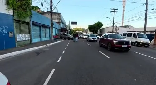 
					Corpo é encontrado dentro de carrinho de compras em rua de Salvador

				