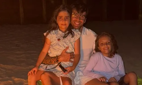 
					Ex de Ivete Sangalo, Daniel Cady faz alerta pós-Carnaval: ‘Punição’
				
				