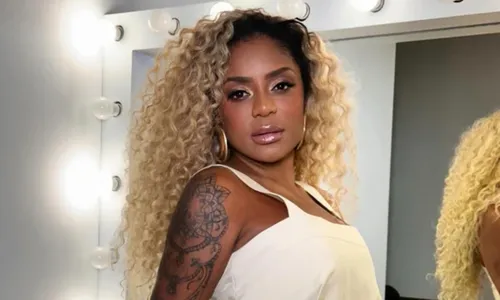 
					Daniela Beyruti se irrita com atitude de Cariúcha em polêmica
				
				