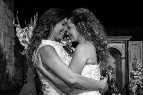 
					Daniela Mercury emociona em declaração de 13 anos com Malu Verçosa
				
				