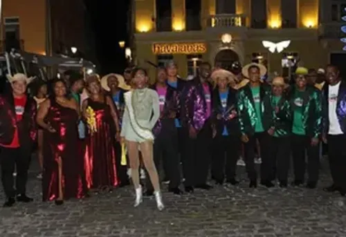 
					De Bienal do Livro a Ana Carolina: Agenda Cultural de Salvador e RMS
				
				