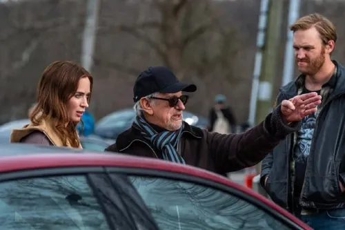 
					'Dia D': Steven Spielberg está de volta ao universo dos ETs
				
				