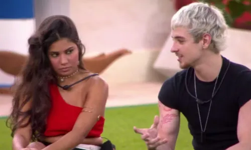 
					BBB 26: Jonas pede beijo a Ana Paula e leva resposta atravessada
				
				