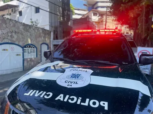
					Entregador de 22 anos é achado morto com sinais de violência na Bahia
				
				