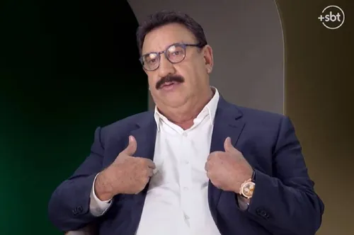 
					Erika Hilton ataca Ratinho após transfobia no SBT e pede R$ 10 milhões
				
				