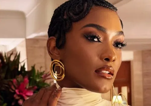 
					Erika Januza tem diagnóstico revelado após ser internada às pressas
				
				