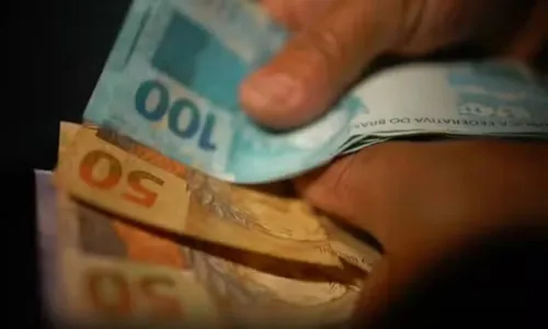 
					Esquema superfatura milhões em cachês de artistas com verba pública
				
				