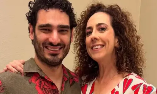 
					Estrela da Globo revela que marca horário para fazer sexo com marido
				
				