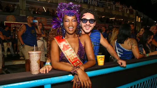 
					Ex de Iza fala pela 1ª vez de traição e expõe ciúmes do atual dela
				
				