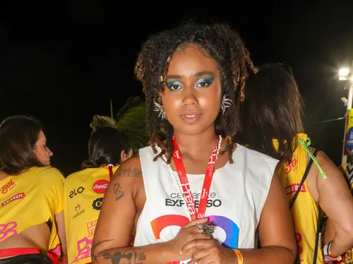 
					FOTOS: Carol Dieckmmann e mais famosos curtem Camarote Expresso 2222
				
				