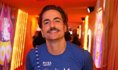 
					FOTOS: famosos curtem penúltimo dia do Carnaval no Camarote Salvador
				
				