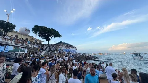 
					FOTOS: festa de Iemanjá é celebrada nesta segunda (2) em Salvador
				
				