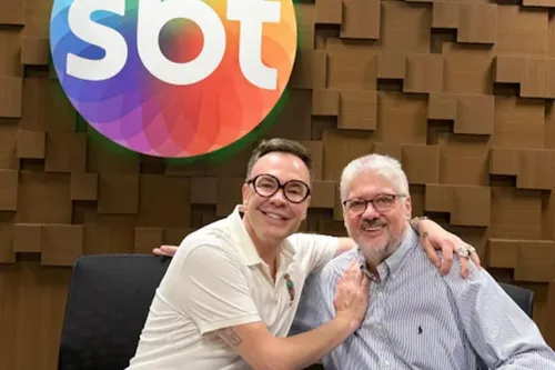 
					Felipeh Campos é recontratado pelo SBT após demissão polêmica
				
				