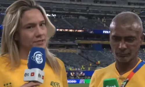 
					Fernanda Gentil reage após climão com Romário em Copa do Mundo
				
				