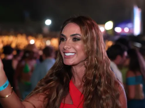 
					Nicole Bahls explica bloqueio a ex-colega de Pânico após ser exposta
				
				