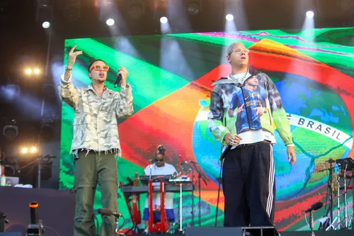 
					Festival de Verão 2026: fotos do 2º dia com Léo Santana e muito mais
				
				