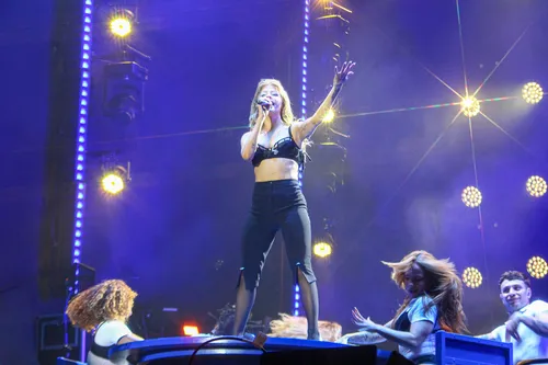 
					Festival de Verão 2026: fotos do 2º dia com Léo Santana e muito mais
				
				