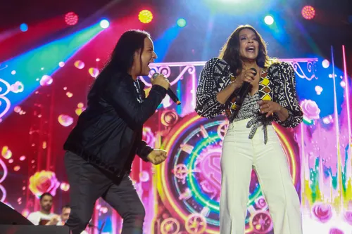 
					Festival de Verão 2026: fotos do 2º dia com Léo Santana e muito mais
				
				