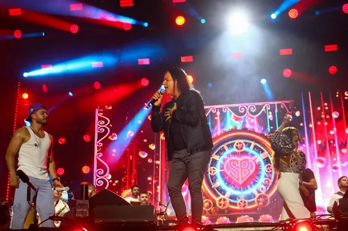 
					Festival de Verão 2026: fotos do 2º dia com Léo Santana e muito mais
				
				