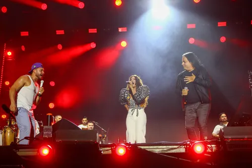 
					Festival de Verão 2026: fotos do 2º dia com Léo Santana e muito mais
				
				