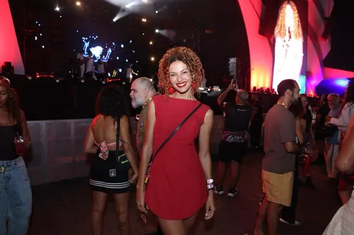 
					Festival de Verão 26 tem elenco estrelado de famosos; FOTOS
				
				