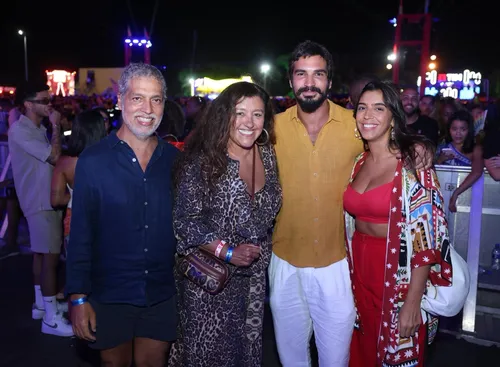 
					Festival de Verão 26 tem elenco estrelado de famosos; FOTOS
				
				