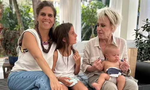 
					Filha de Ana Maria rebate fala da mãe e manda recado: 'Não é assim'
				
				