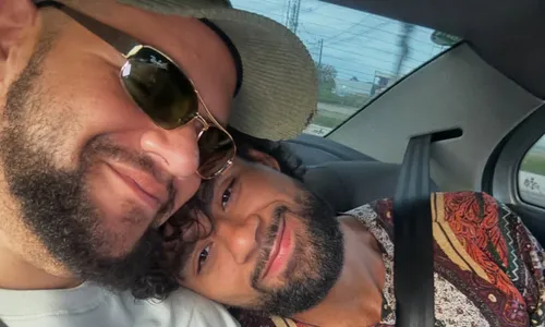 
					Gominho expõe intimidade e se declara para novo romance: 'Dengoso'
				
				