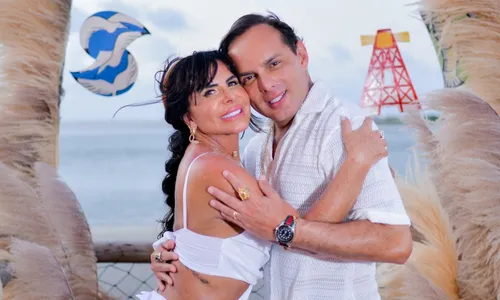 
					Gretchen expõe mudança na vida sexual após cirurgia íntima com marido
				
				