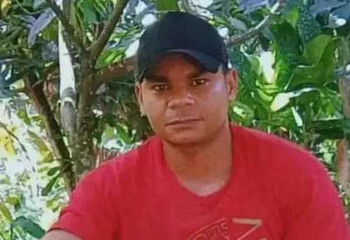 
					Homem morre esfaqueado no peito ao tentar separar briga na Bahia
				
				
