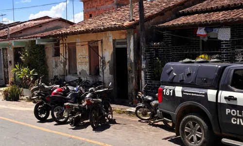 
					Homens são presos por adulteração de veículo e posse de armas na Bahia
				
				