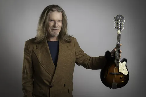 
					Ícone do rock, Humberto Gessinger se apresenta em Salvador em maio
				
				