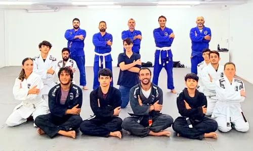 
					Ivete Sangalo mostra treino de jiu-jítsu com Daniel Cady e filho; veja
				
				